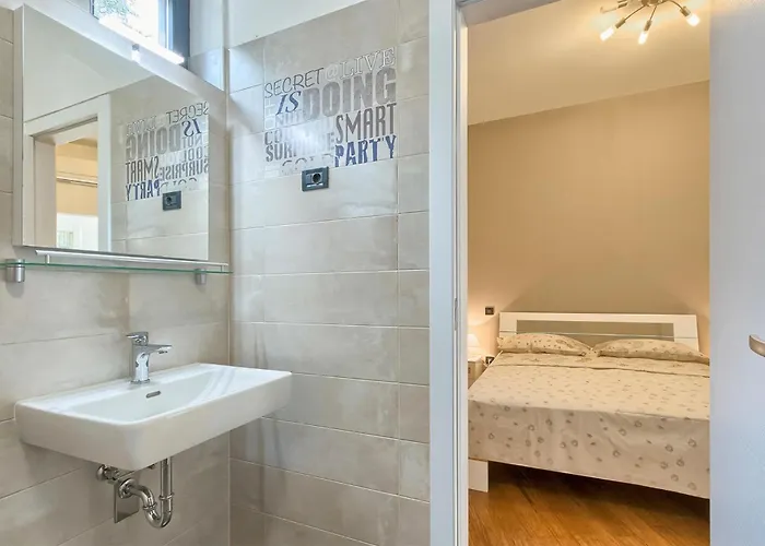 Appartement 2 Bedroom Amazing In *