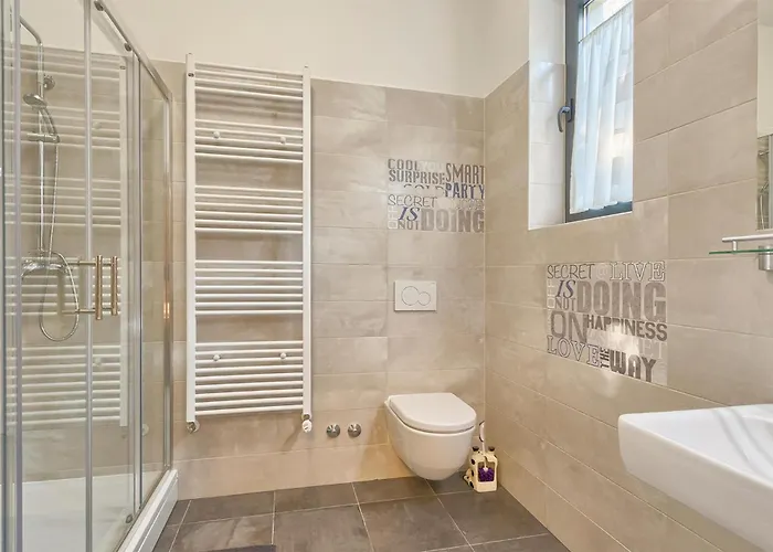 Appartement 2 Bedroom Amazing In